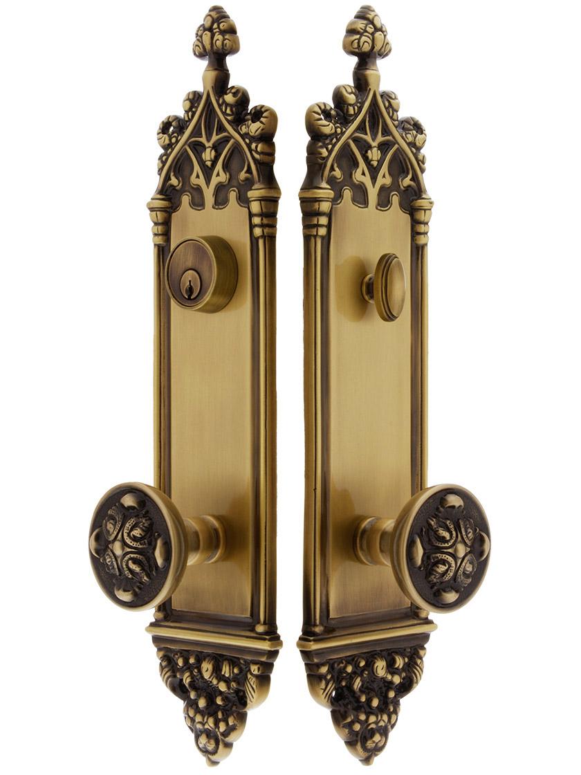 16 inch Colburg Single Cylinder Entry Door Set With Maltesia Knobs In Antique Brass